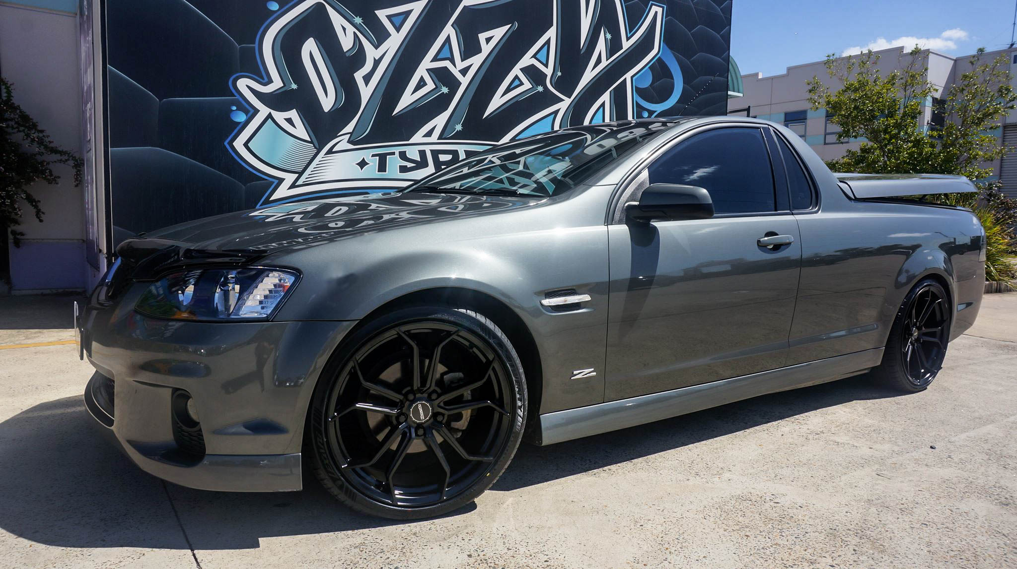 SS holden with matte black Hussla Royalty – Hussla Wheels Off-Road ...