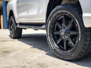 toyota hilux on hussla stealth matte black 1